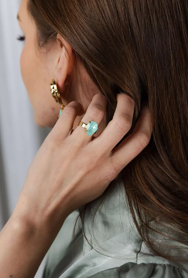 Caroline Svedbom Mini Drop Ring Gold Soft Mint ring 2