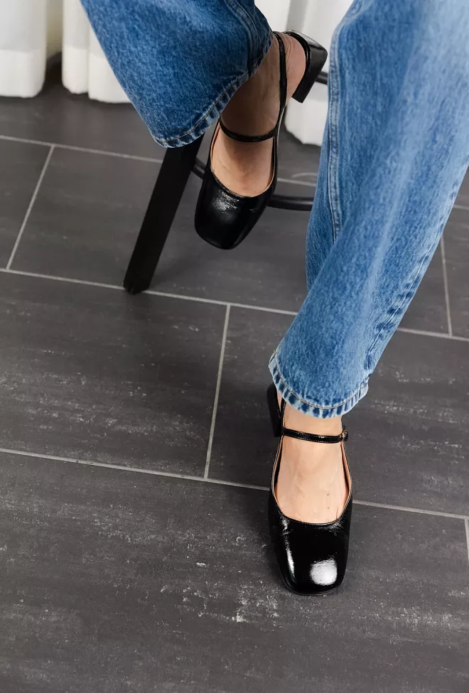Bukela Lyon Black pensko sandaler 8