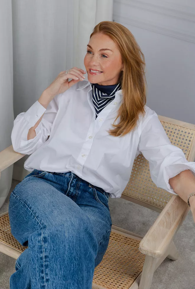Lescarf No.18 Navy & Cream silkeskjerf 2