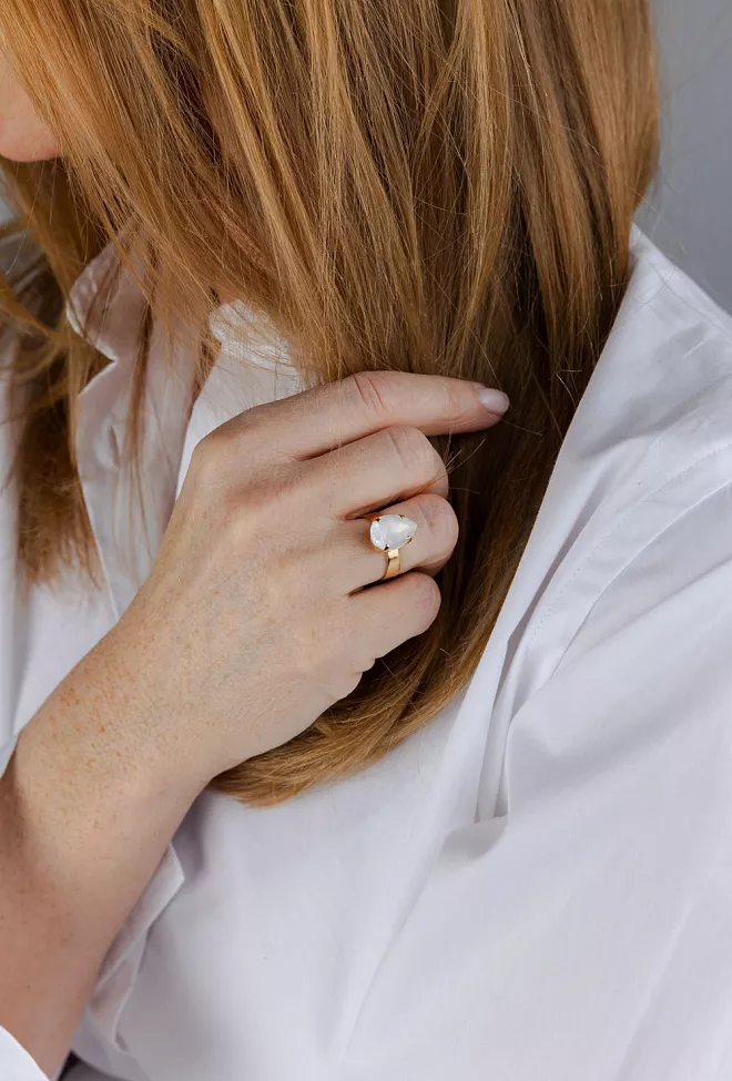 Caroline Svedbom Mini Drop Ring Gold Electric White  3