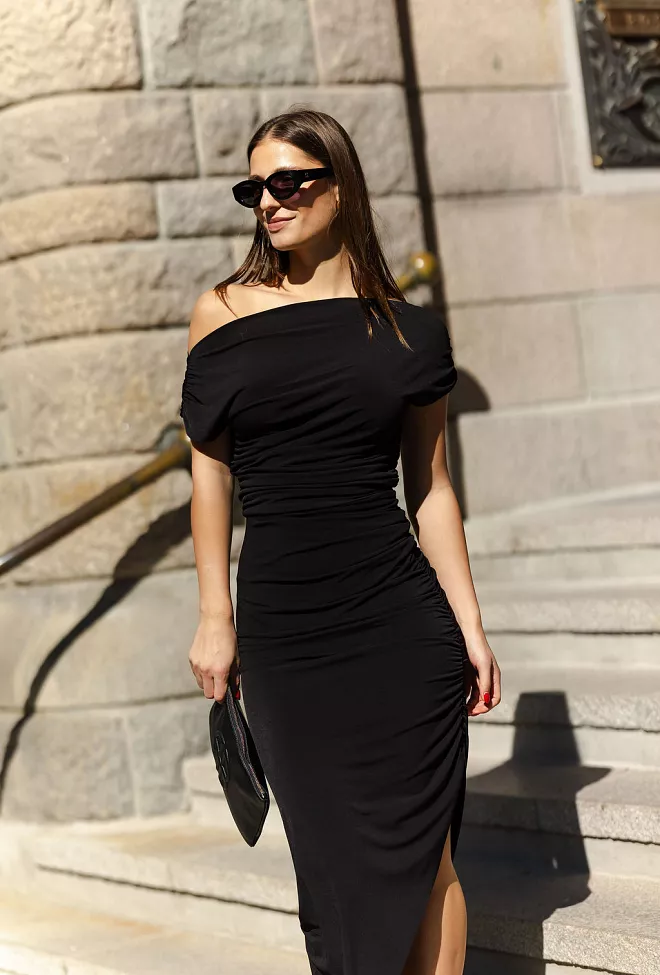 Viveh Columbine Dress Black maxikjole 3