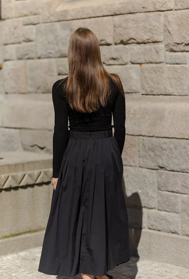  Andiata Polly Rib Knit Black genser 6