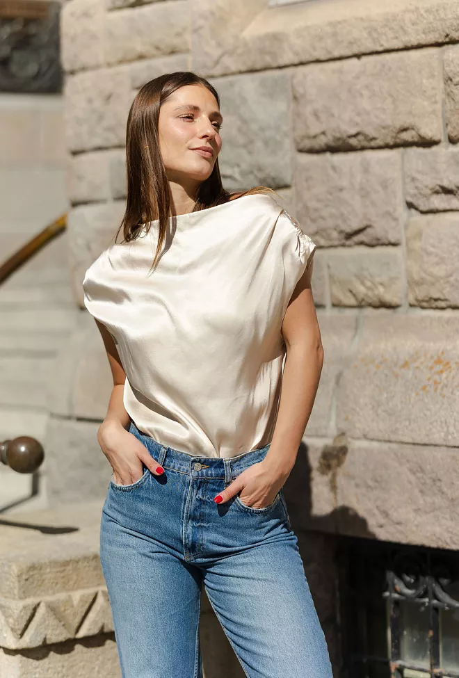 viveh shell top creme topp 6