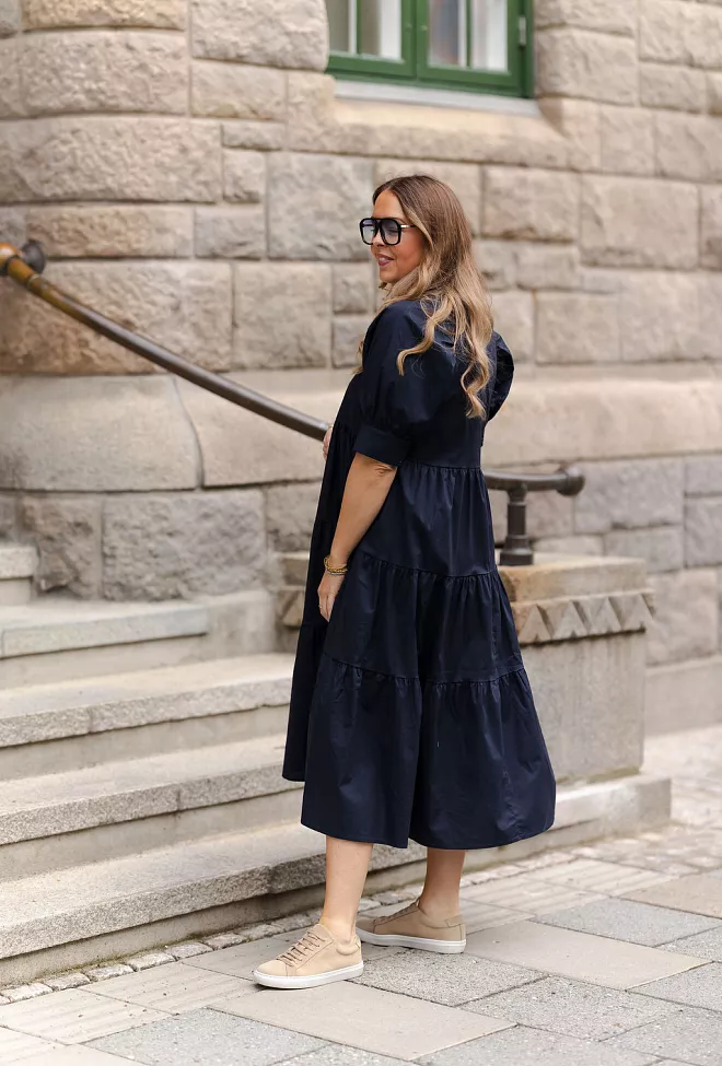 Hiil studo Adore Dress Dark Blue kjole 4