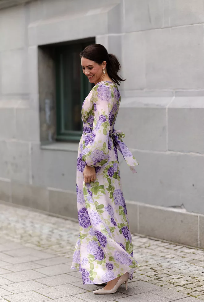 byTiMo Cupro Tieband Gown Purple Flow maxikjole 12