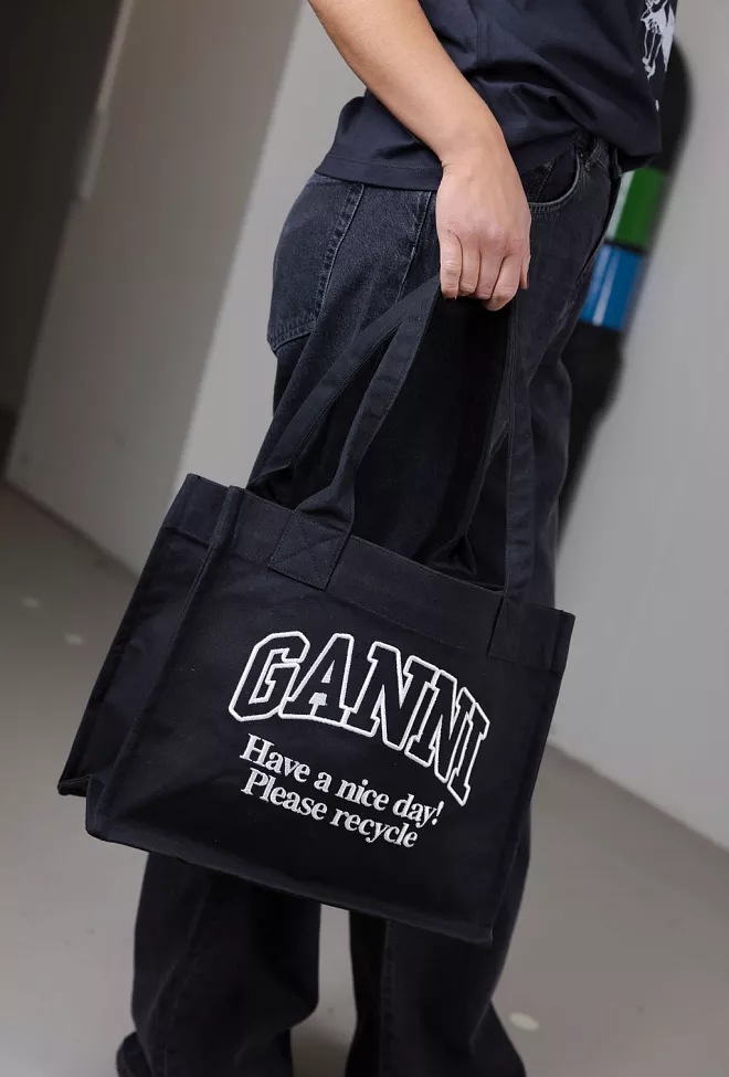 Ganni Large Easy Shopper Contrasted Logo Phantom toteveske 2