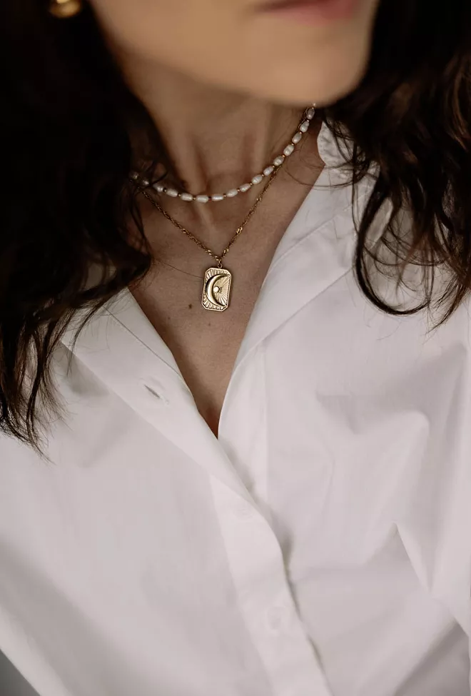HiiL Studio Jewelry Moon Necklace Gold smykke 2