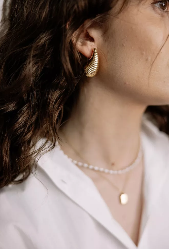 HiiL Studio Jewelry Chunky Circle Earrings Gold øredobber 4