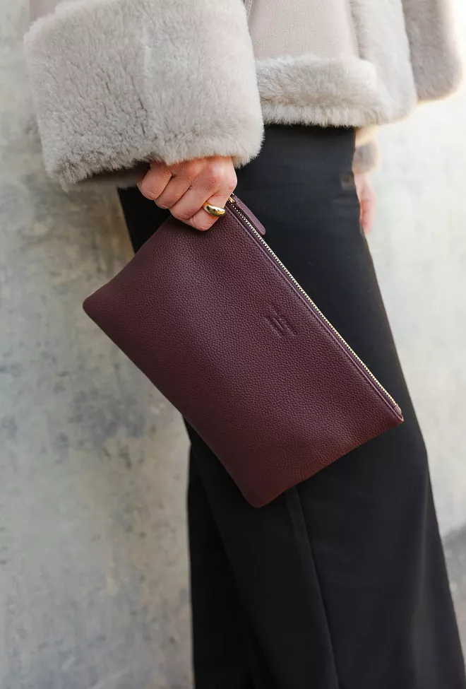 HiiL Studio x Jim Rickey HiiL Pouch Grained Burgundy clutch