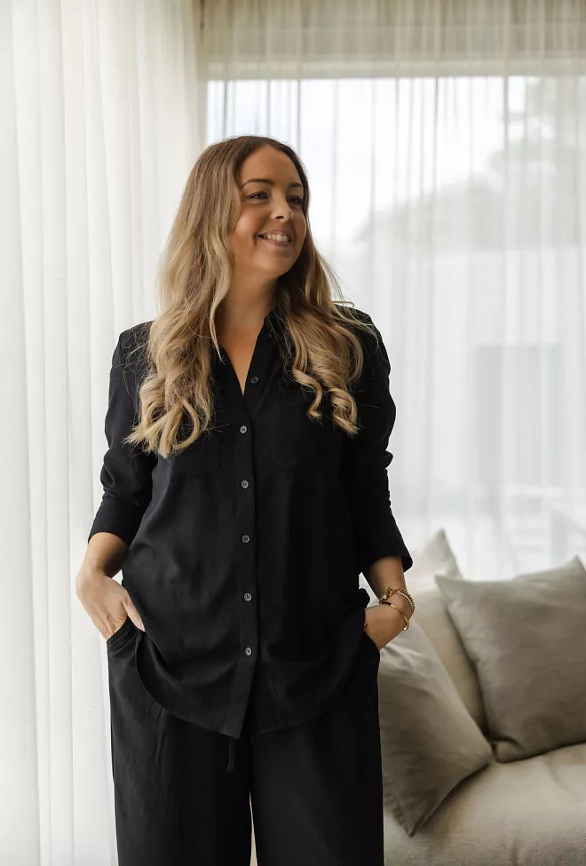 Carma Collection Linn Shirt Black skjorte 2