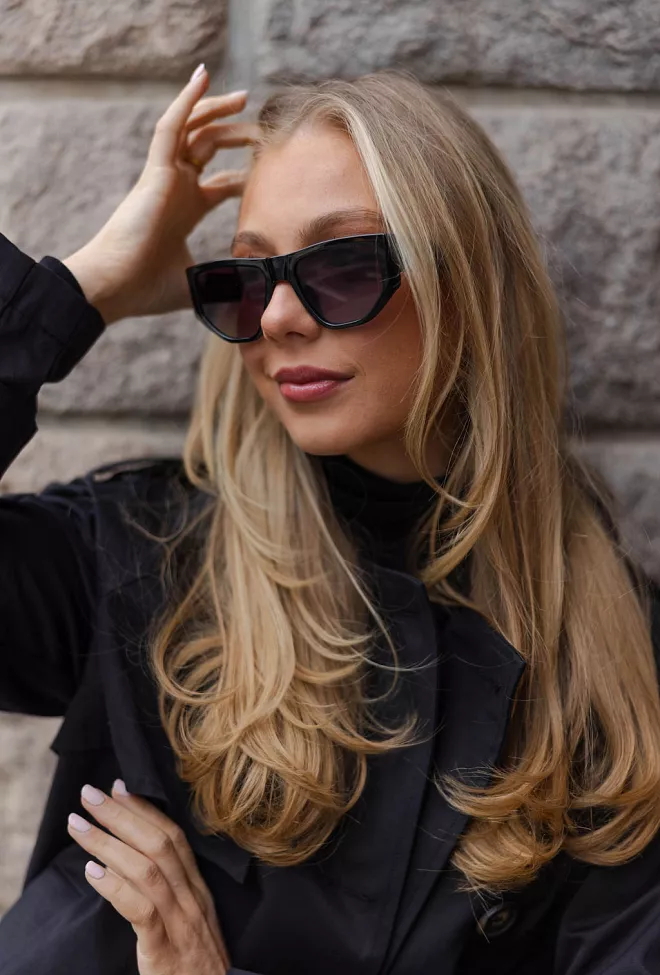 Otra Eyewear Elka Black/Smoke Fade solbriller