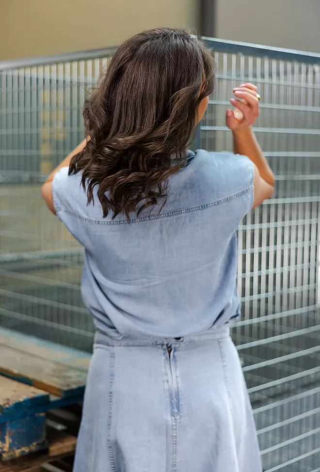 my essential wardrobe Nelly mw ss shirt skjorte blå 5 topp