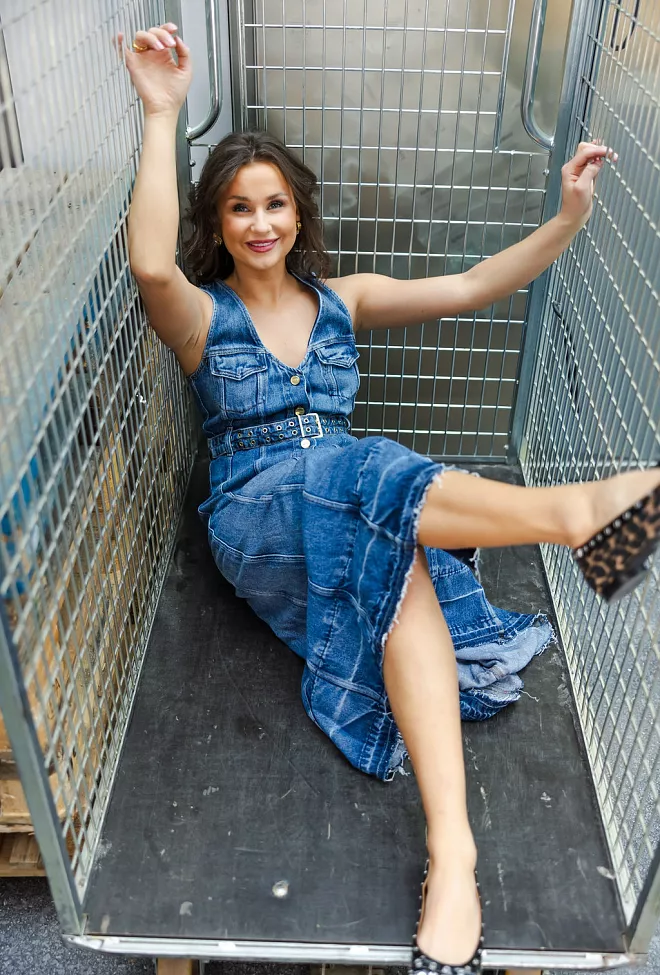 ganni light denim belt midi dress kjole jeans 4 denimkjole