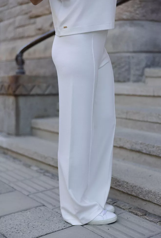 lune active forest essentiel flared pants creme 3