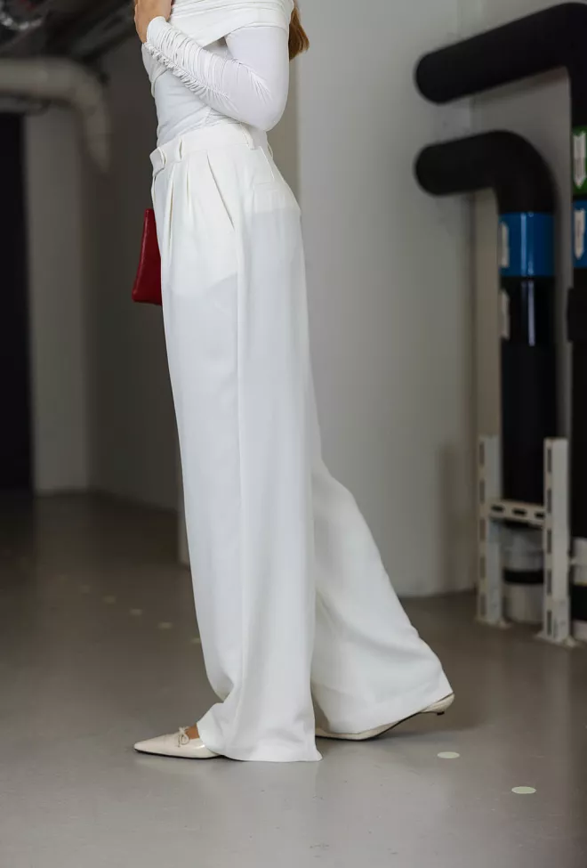 Andiata Gytta Trousers Chalk White dressbukse 4