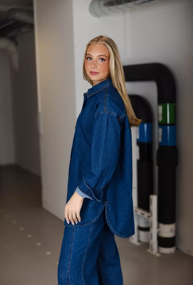 My essential wardrobeHilma MW 171 Shirt Medium Blue Wash denimskjorte 8