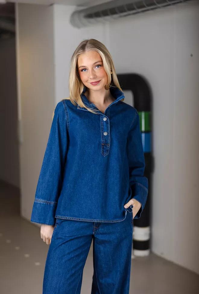 My essential wardrobe Hilma MW 171 Boxy Blouse Medium Blue Wash denimskjorte 2