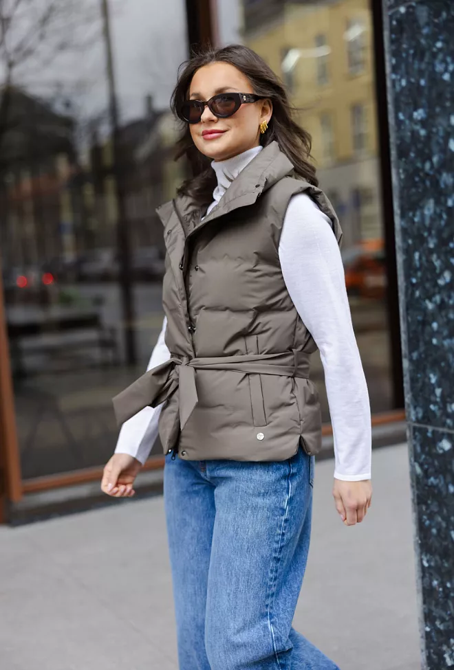 scandinavian edition vest major brown 3