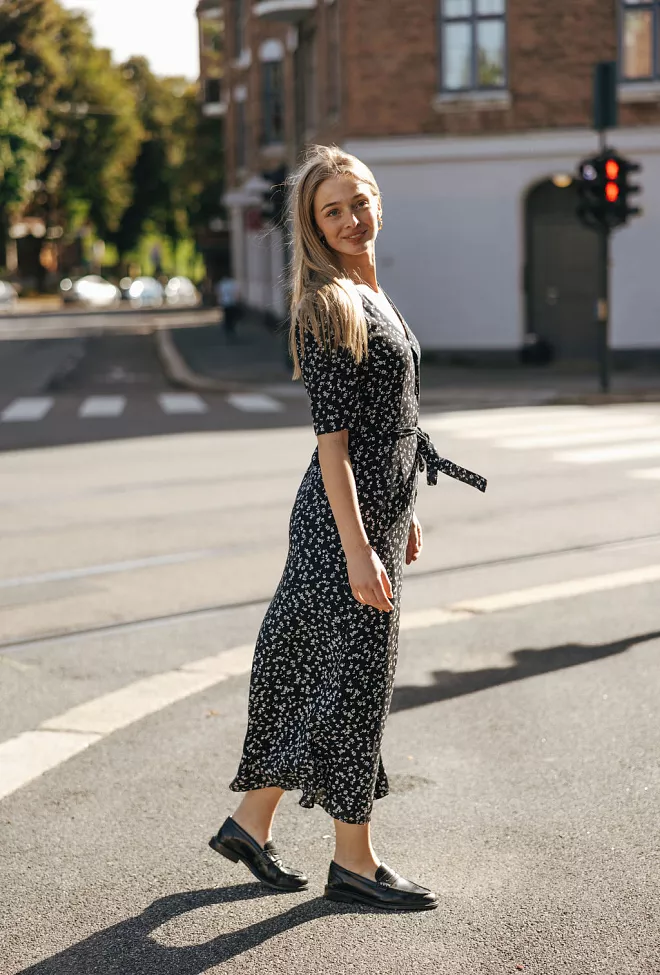 Pia Tjelta Nima Bloom Dress Black maxikjole 4
