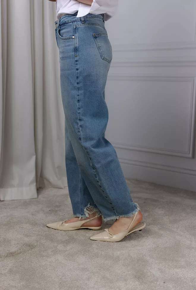 My Essential Wardrobe Lucy MW 139 Loose Balloon Light Blue Wash jeans 5