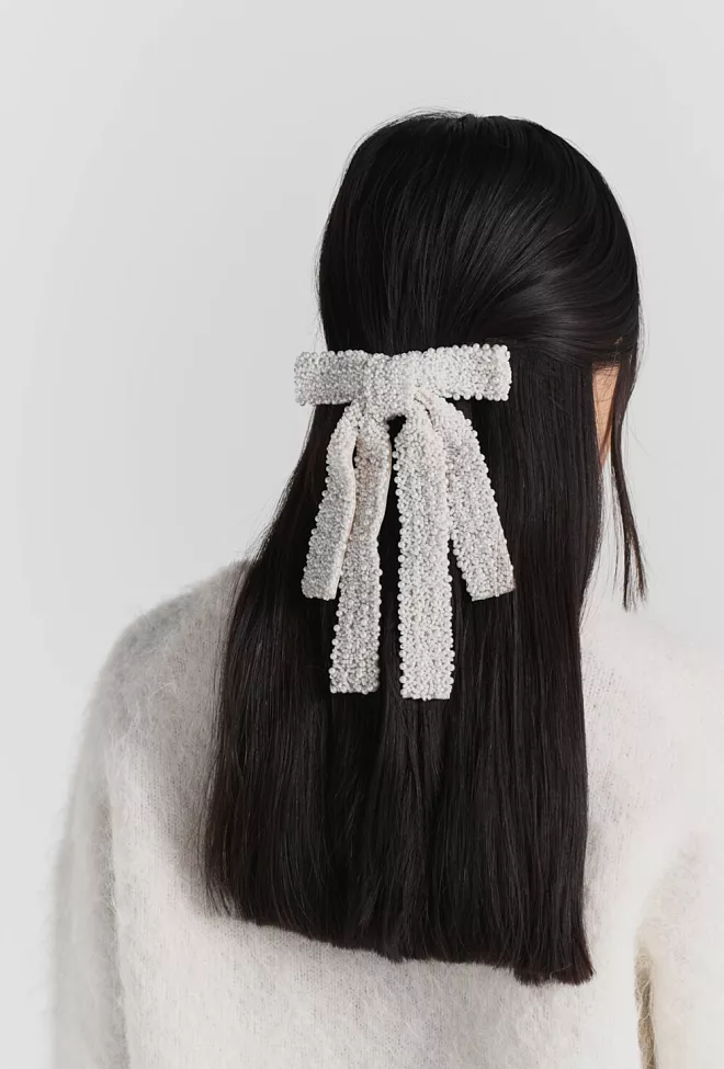 twist&tango beaded bow offwhite hårpynt
