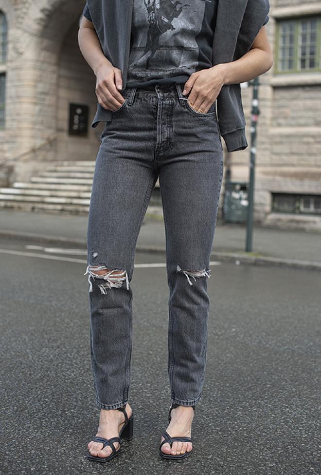 Anine bing brenda jean grey destruction jeans