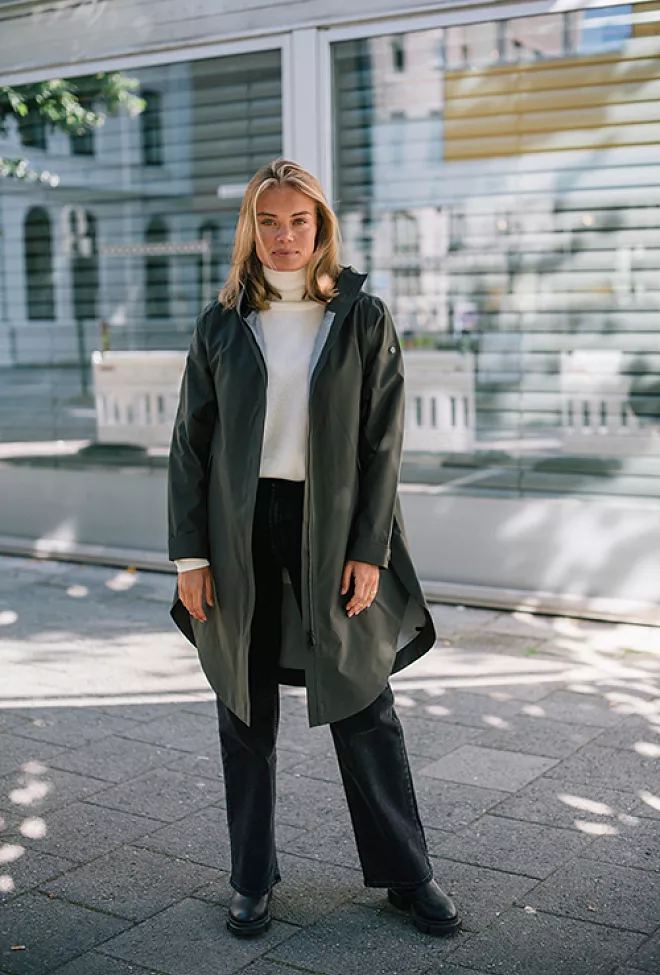 Scandinavian Edition Flair Dark Olive allværsjakke 4