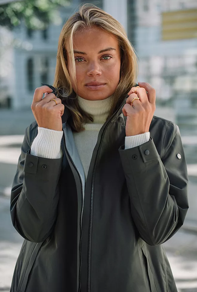 Scandinavian Edition Flair Dark Olive allværsjakke 3