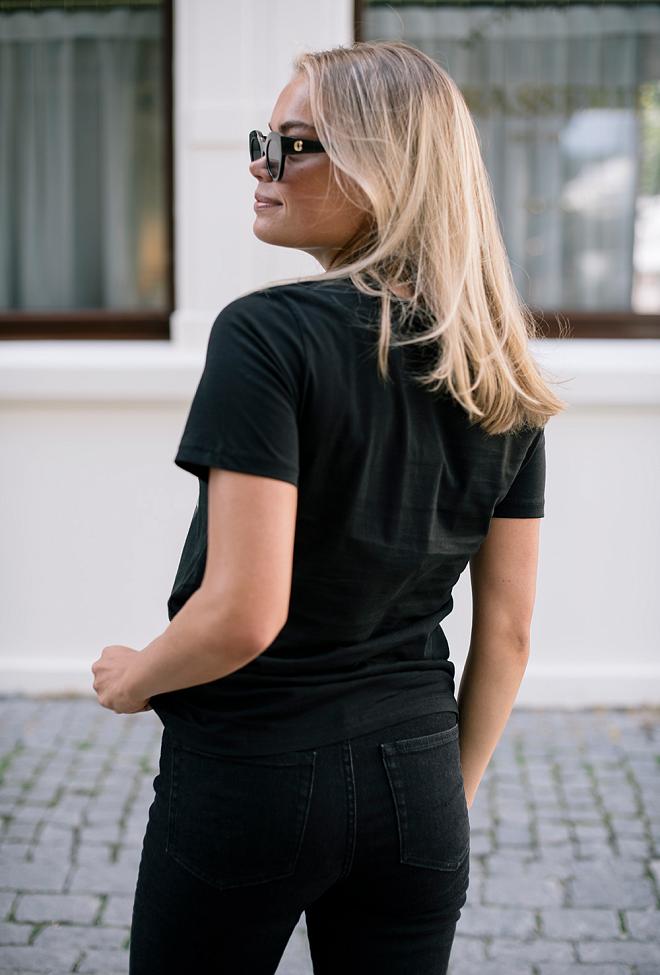 Munthe Emmily T-Shirt Black t-skjorte 5
