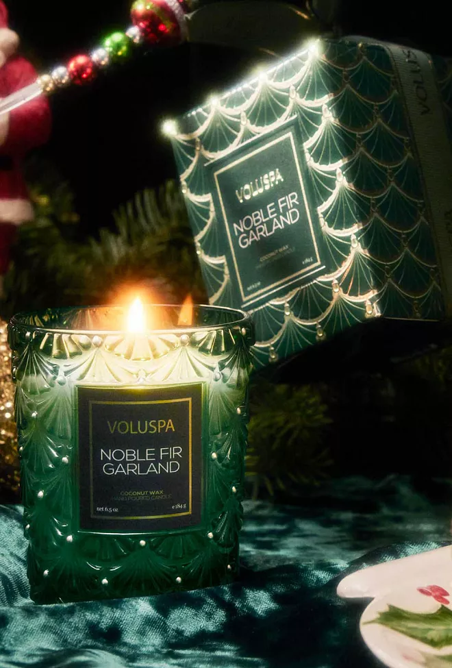 Voluspa Classic Candle 40T Noble Fir Garland duftlys