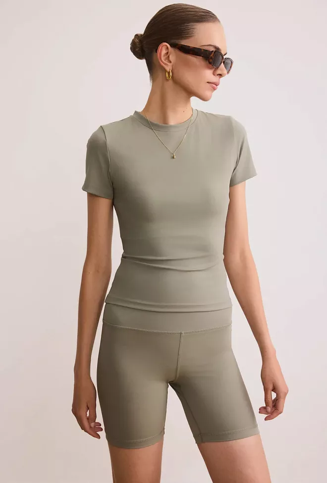 Lune Active Mila Soft Tee Olive t-skjorte