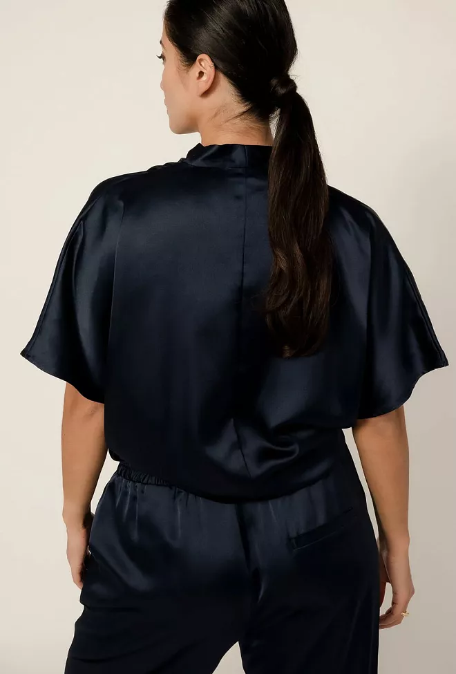 Viveh Cassia Top Midnight Blue bluse 4