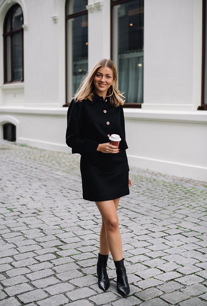 Tailored Mini Skirt Black 1