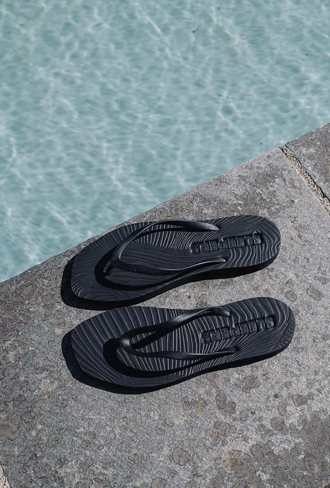 Sleepers Tapered Flip Flops Black sandaler 1