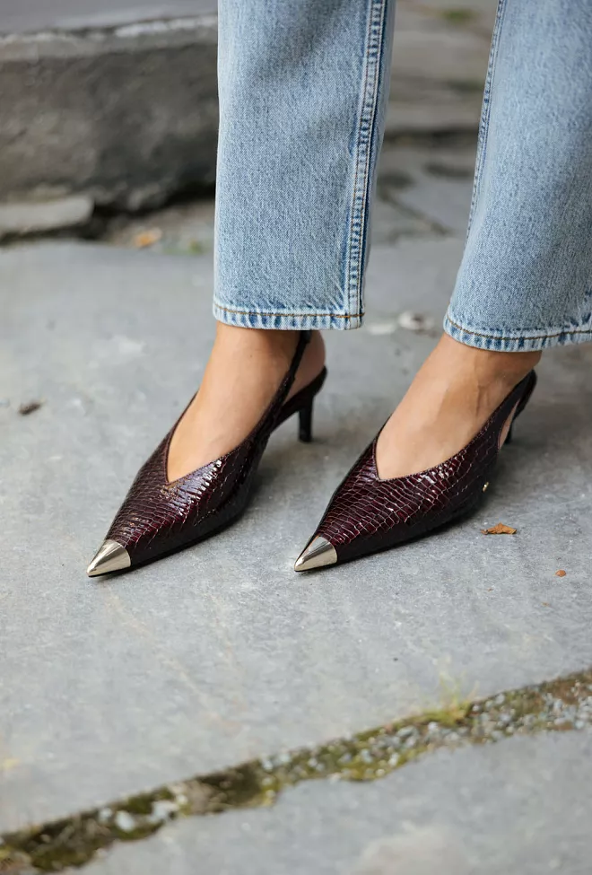 ANINE BING nina heels with metal toe cap burgundy small embossed