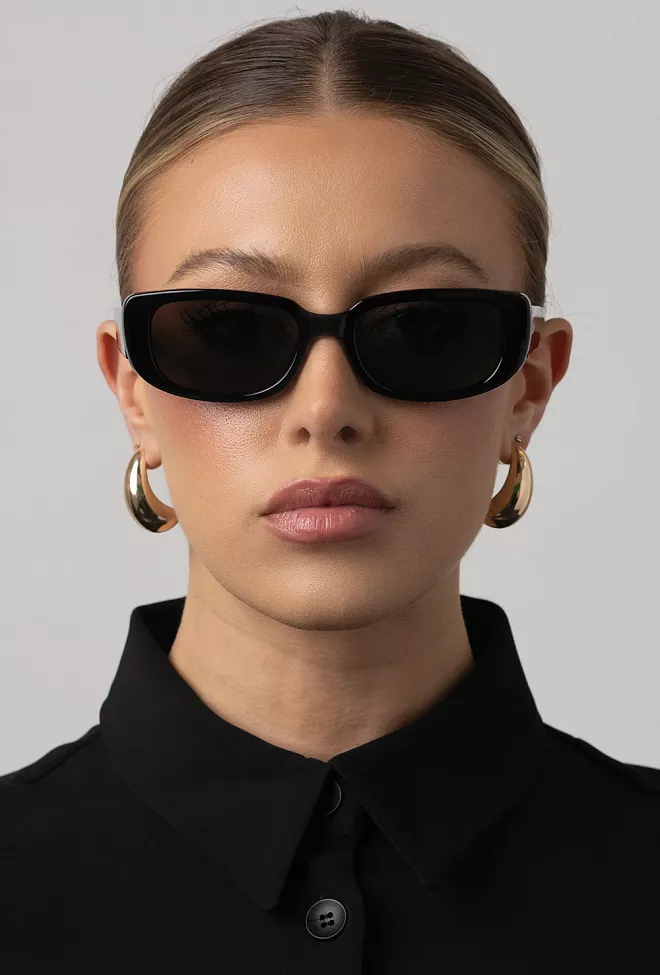 Otra Eyewear Backstreet Black Solbriller