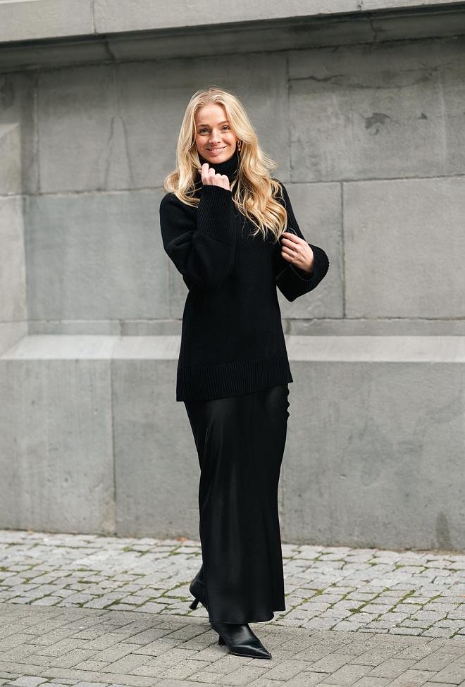 Anine Bing Bar Silk Maxi Skirt Black skjørt 2