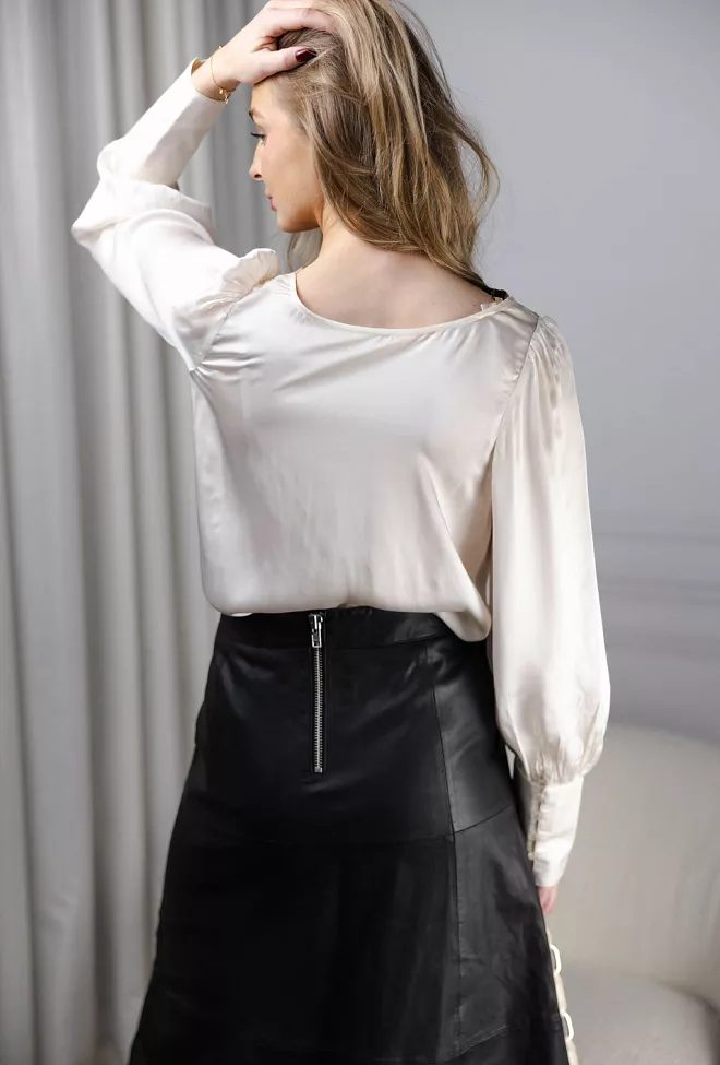 bytimo satin drape top offwhite bluse 4