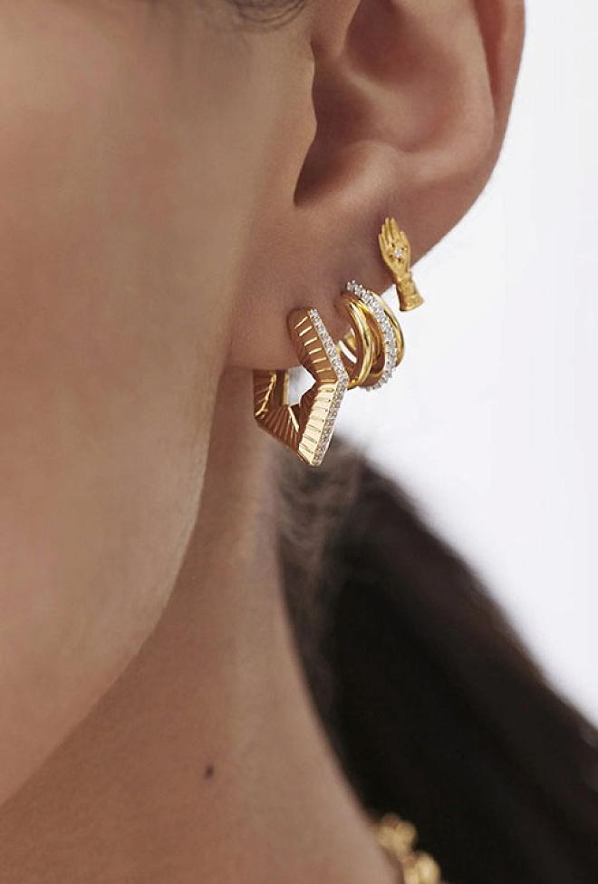 Missoma Medium Pave Star Hoop Earrings Gold øredobber 1