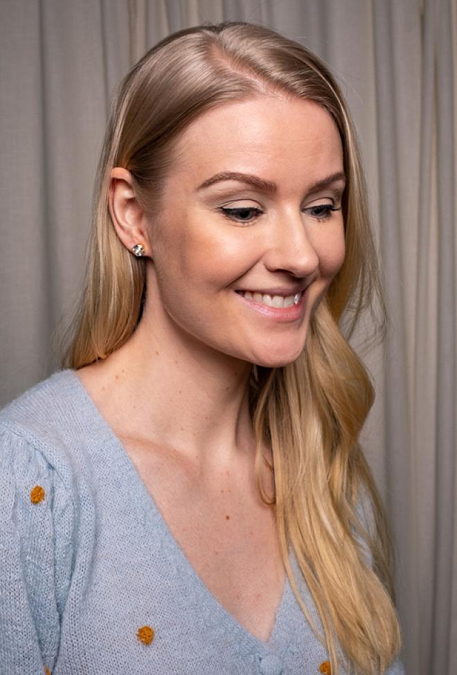 Caroline Svedbom Classic Stud Earrings Gold Crystal øredobber 2