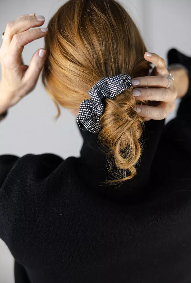 Day ET Party Scrunchie Silver hårstrikk 4