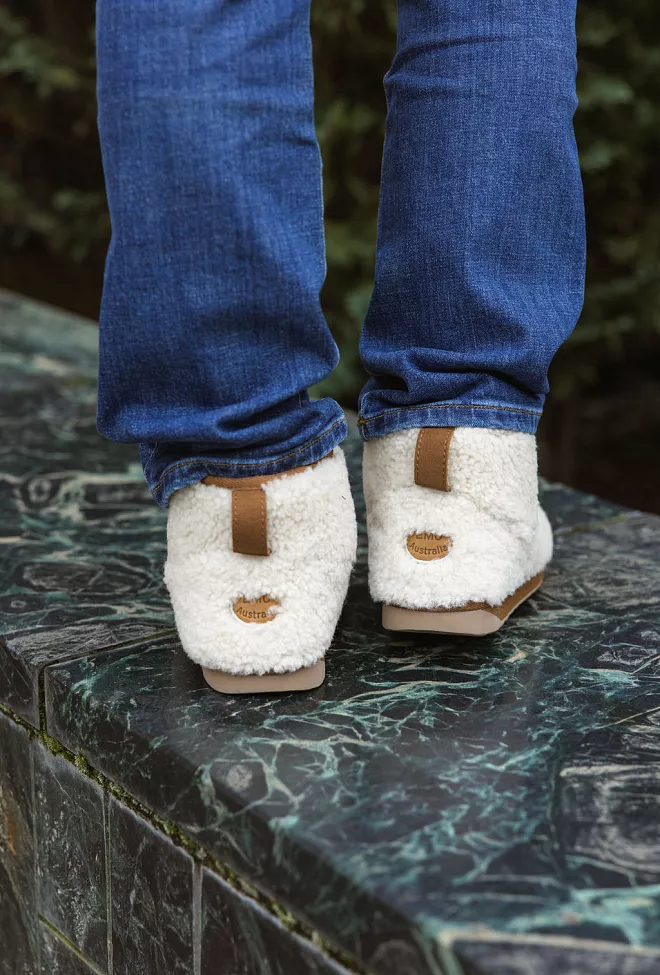 emu Stinger Micro Teddy Boots Natural vintersko 3