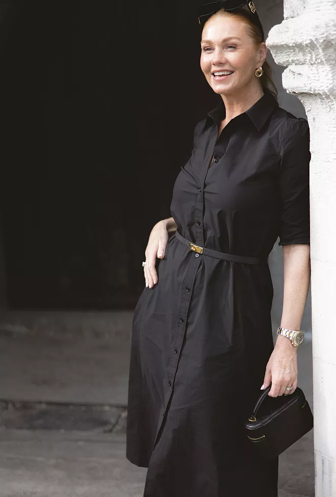 HiiL Studio Esme Shirt Dress Black midikjole 5