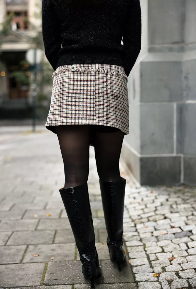 ganni Check Wool Mix Wrap Mini Skirt Tigers Eye skjørt 3