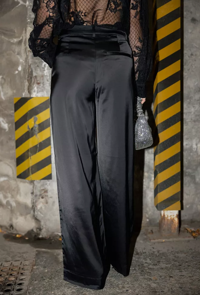 Gestuz Yacmine GZ MW Pants Black bukse sort 3