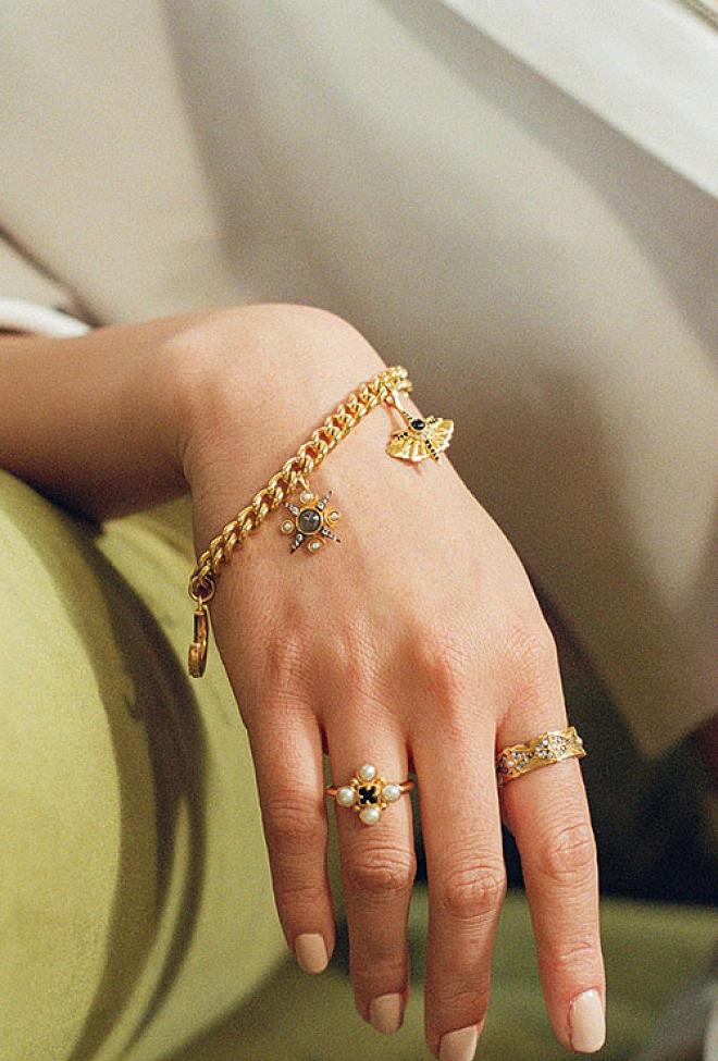 Missoma Harris Reed Symbols Of Change Bracelet Gold armbånd 2