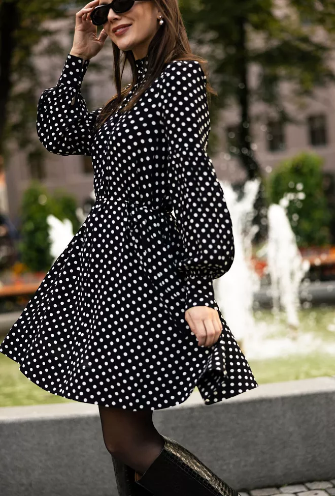 Hiil studio Ebba Dress Black With Cream Dots kjole 6