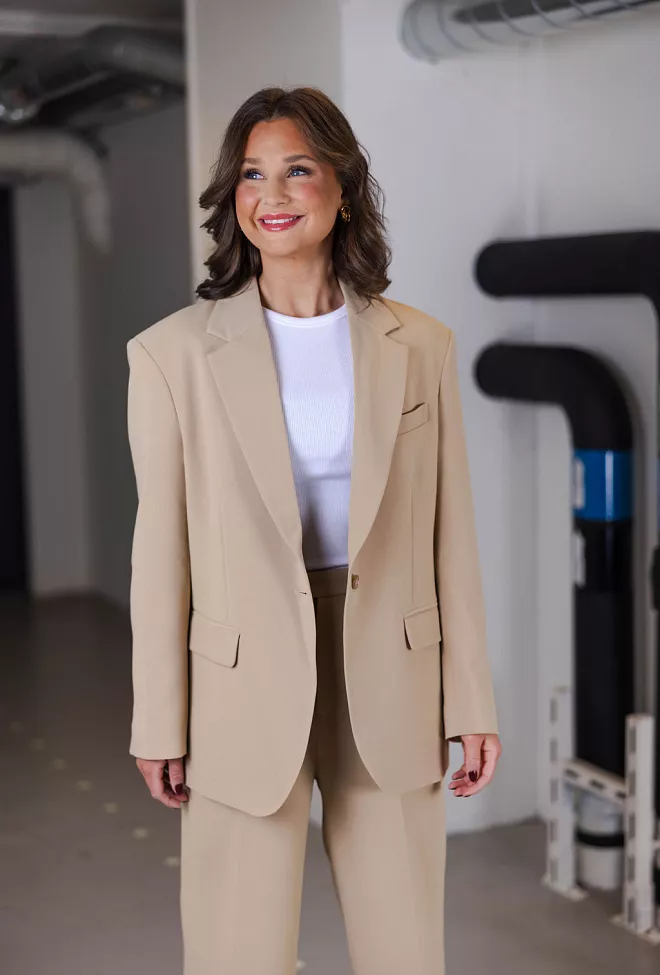 HiiL Studio Mia Blazer Camel dressjakke