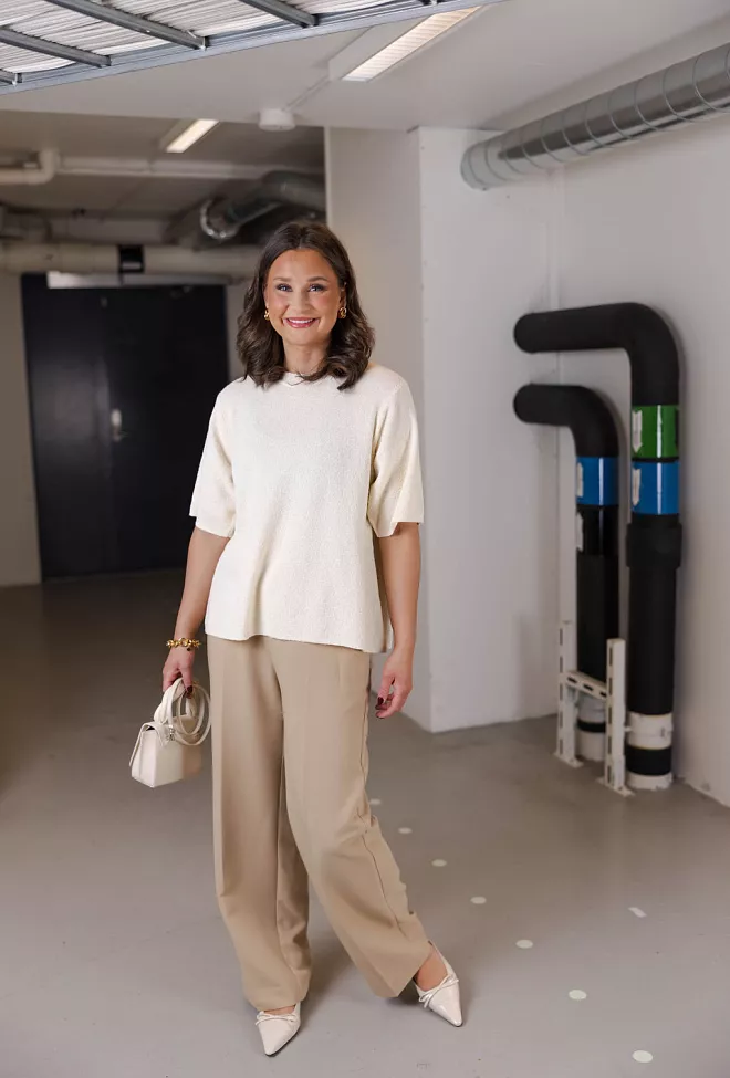 HIIL STUDIO Mona Knit Tee Creme 2