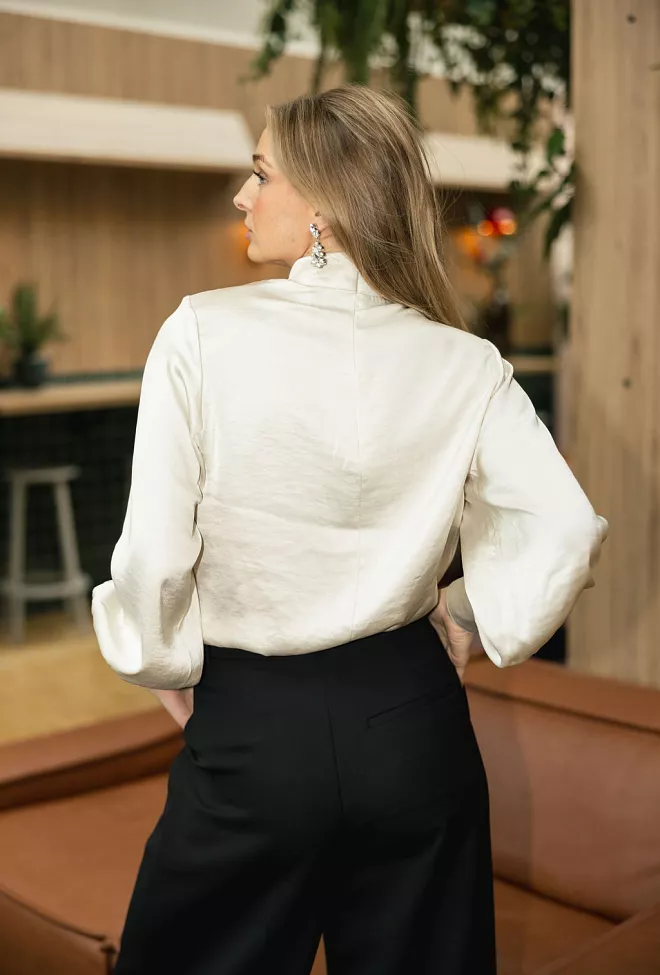 HiiL Studio New Brianna Blouse Creme bluse 6